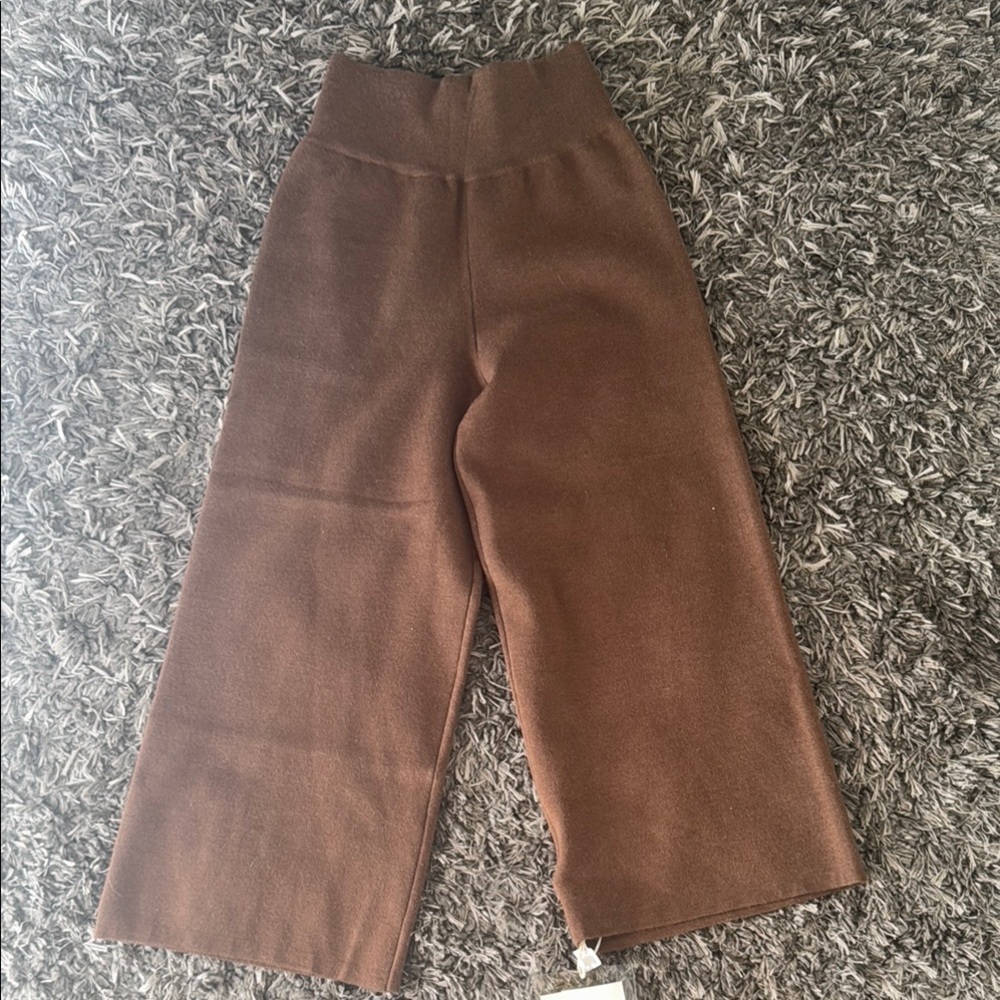 Brown knit luxury pants size medium by My Little Mushroom Biu